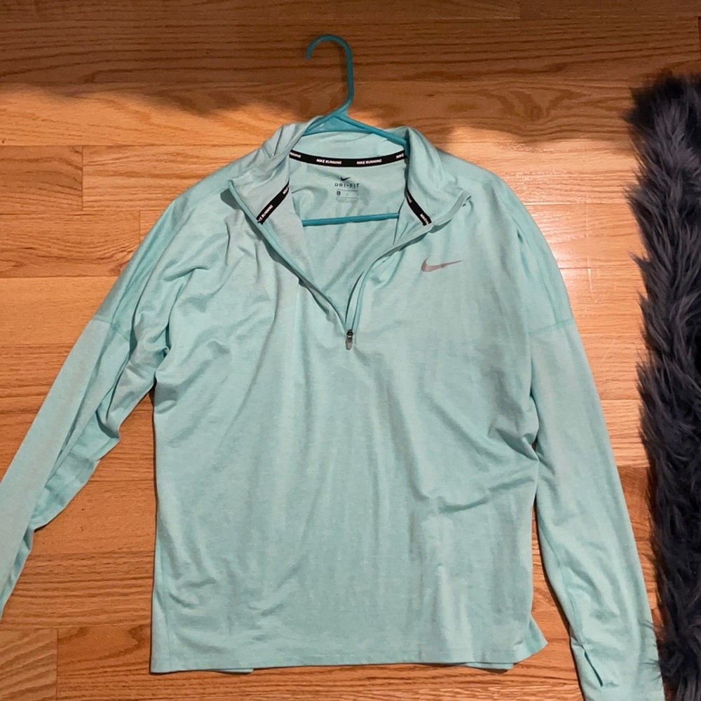 Women’s Nike Quarter Zip